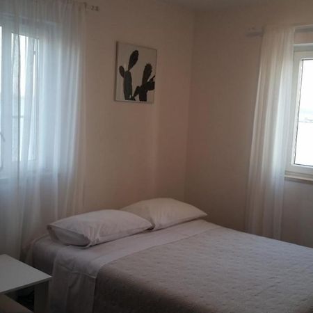 Apartman Pape Pakoštane Kültér fotó